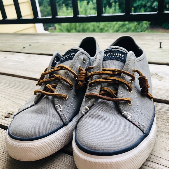 Sperry Top-Siders Woman’s 9 - Picture 3 of 5
